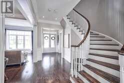 23 TRAIL BOULEVARD | Barrie Ontario | Slide Image Eleven