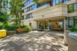 106 - 91 TOWNSGATE DRIVE | Vaughan Ontario | Slide Image Three