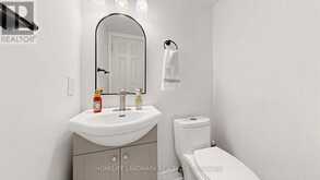 318 - 75 WELDRICK ROAD E | Richmond Hill Ontario | Slide Image Twenty-eight