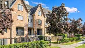 318 - 75 WELDRICK ROAD E | Richmond Hill Ontario | Slide Image Thirty-three