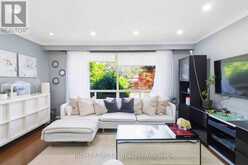 68 BARFORD ROAD | Toronto Ontario | Slide Image Ten