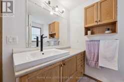 27 TRILLIUM BEACH PVT DRIVE | Puslinch Ontario | Slide Image Ten