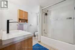 27 TRILLIUM BEACH PVT DRIVE | Puslinch Ontario | Slide Image Nine
