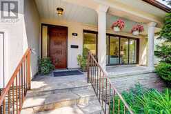 336 BETTY ANN DRIVE | Toronto Ontario | Slide Image Six