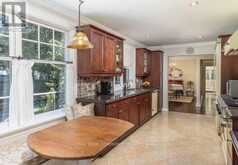 12 WYNNVIEW COURT | Toronto Ontario | Slide Image Nine