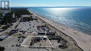 9 MAIN STREET | Wasaga Beach Ontario | Slide Image Seven