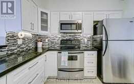 607 - 2119 LAKESHORE BOULEVARD W | Toronto Ontario | Slide Image Five