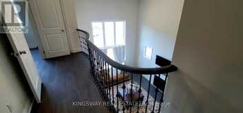 167 TRAIL BOULEVARD | Barrie Ontario | Slide Image Twelve