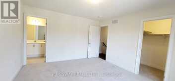 167 TRAIL BOULEVARD | Barrie Ontario | Slide Image Nineteen