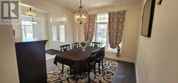 167 TRAIL BOULEVARD | Barrie Ontario | Slide Image Thirty