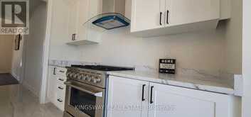 167 TRAIL BOULEVARD | Barrie Ontario | Slide Image Thirty-three