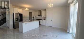 167 TRAIL BOULEVARD | Barrie Ontario | Slide Image Thirty-seven