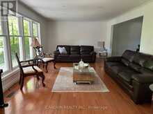 183 ST. ANTHONY'S COURT | Richmond Hill Ontario | Slide Image Three