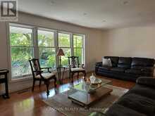 183 ST. ANTHONY'S COURT | Richmond Hill Ontario | Slide Image Four