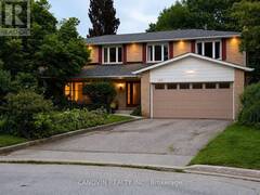 183 ST. ANTHONY'S COURT Richmond Hill Ontario, L4C 4T4