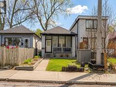 741 MILVERTON BOULEVARD Toronto Ontario, M4C 1Y3