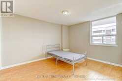 1107 - 1 ROYAL ORCHARD BOULEVARD | Markham Ontario | Slide Image Ten