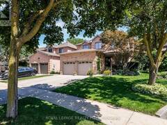 1459 RAVENSMOOR CRESCENT Mississauga Ontario, L5M 3L4