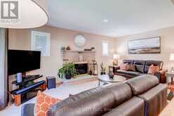 1459 RAVENSMOOR CRESCENT | Mississauga Ontario | Slide Image Thirteen