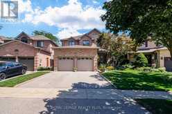 1459 RAVENSMOOR CRESCENT | Mississauga Ontario | Slide Image Three
