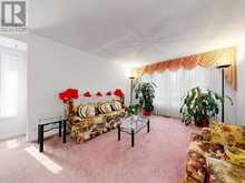 138 STRAWBERRY DRIVE | Hamilton Ontario | Slide Image Nine