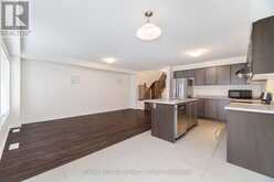 12 PAGEBROOK CRESCENT | Hamilton Ontario | Slide Image Thirteen