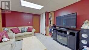 369 PALISER CRESCENT S | Richmond Hill Ontario | Slide Image Fifteen