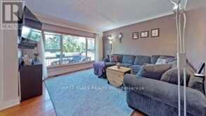 369 PALISER CRESCENT S | Richmond Hill Ontario | Slide Image Three
