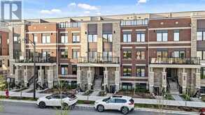 1404 - 56 ELIZABETH STREET | Richmond Hill Ontario | Slide Image Two