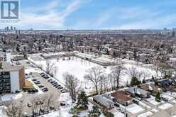 926 - 2 EVA ROAD E | Toronto Ontario | Slide Image Thirty-one