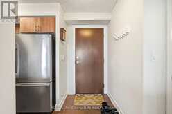 926 - 2 EVA ROAD E | Toronto Ontario | Slide Image Nine