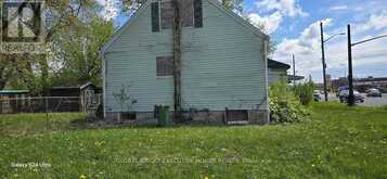 5168 STANLEY AVENUE | Niagara Falls Ontario | Slide Image Four