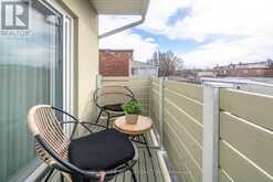 30 CARLING AVENUE | Toronto Ontario | Slide Image Twenty-two