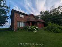 47 PARKSIDE DRIVE | Oro-Medonte Ontario | Slide Image One