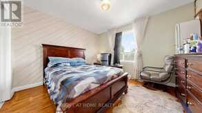 22 BRIGHAM COURT | Toronto Ontario | Slide Image Fifteen