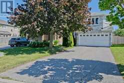 22 TAOS COURT | Richmond Hill Ontario | Slide Image Two
