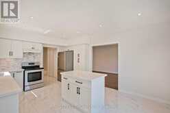 22 TAOS COURT | Richmond Hill Ontario | Slide Image Eight