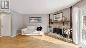27 DUNKELD WAY | Markham Ontario | Slide Image Six