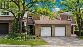 27 DUNKELD WAY | Markham Ontario | Slide Image One