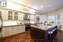 30 WALDER AVENUE | Toronto Ontario | Slide Image Fifteen