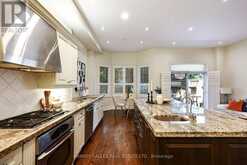 30 WALDER AVENUE | Toronto Ontario | Slide Image Sixteen