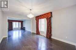 29 CHARRINGTON CRESCENT | Markham Ontario | Slide Image Eight