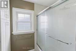 154 BROCK STREET E | Uxbridge Ontario | Slide Image Thirty-one