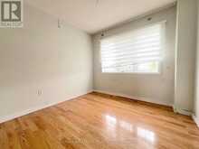 33 LODGEWAY DRIVE | Vaughan Ontario | Slide Image Nine
