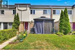 165 - 74 SPRINGFAIR AVENUE | Aurora Ontario | Slide Image One