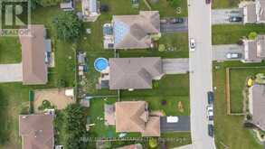 41 HARMER CRESCENT | Blandford-Blenheim Ontario | Slide Image Forty-five