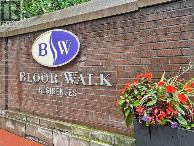 812 - 100 HAYDEN STREET Toronto Ontario, M4Y 3C7 - 1 Bedroom Condo For Sale