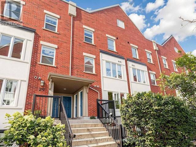 #4 - 29 FRANCES LORING LANE Toronto Ontario, M4M 3E8 - 2 Bedrooms Condo For Sale