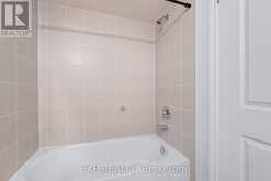 104 GORDON CIRCLE | Newmarket Ontario | Slide Image Thirty