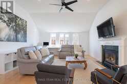 4 WHISPERING PINE PLACE | Barrie Ontario | Slide Image Seventeen